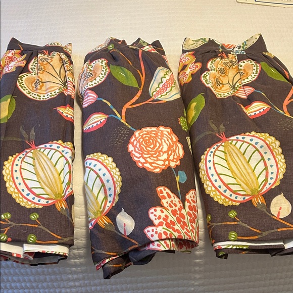 Floral Patterned Full Size Handmade Dust Ruffle